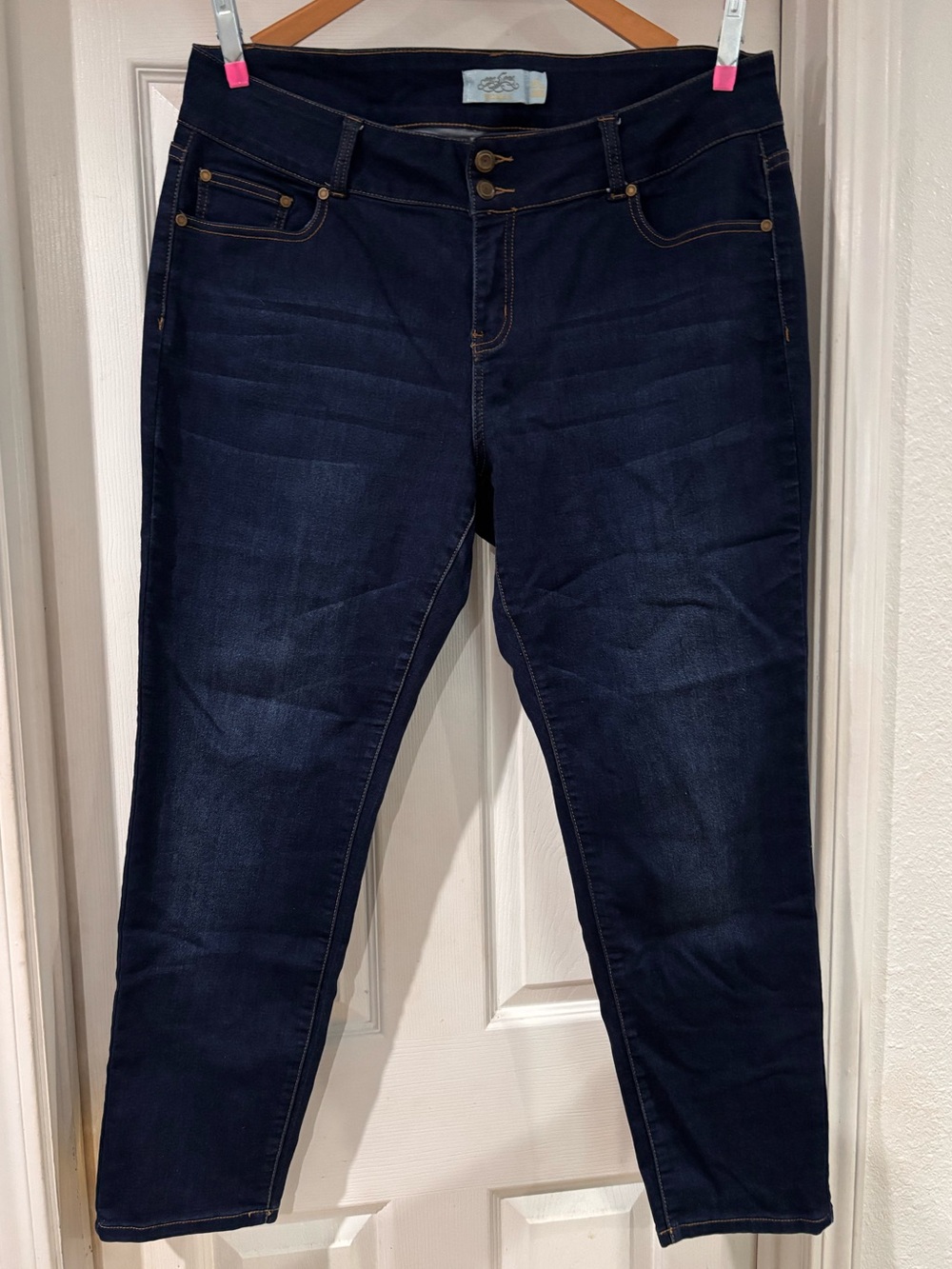 One 5 One Woman Dark Wash Skinny Jeans Plus Size 18W NWOT